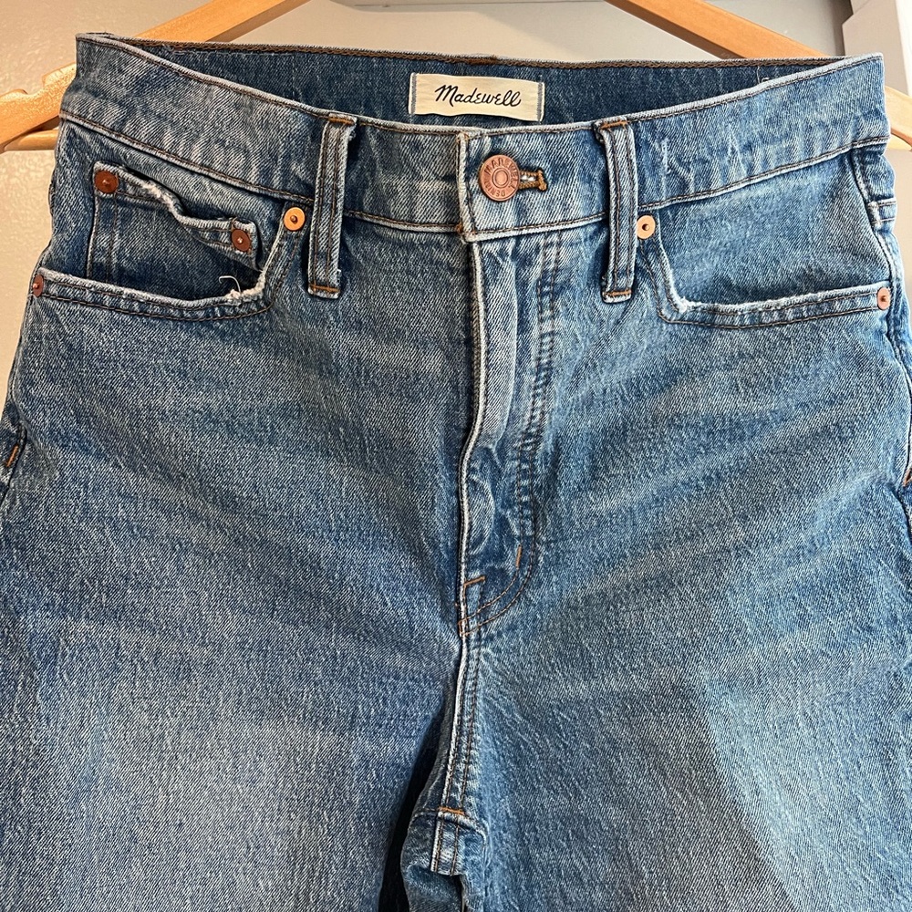 Madewell Jeans Classic Straight Jeans in Nearwood Wash